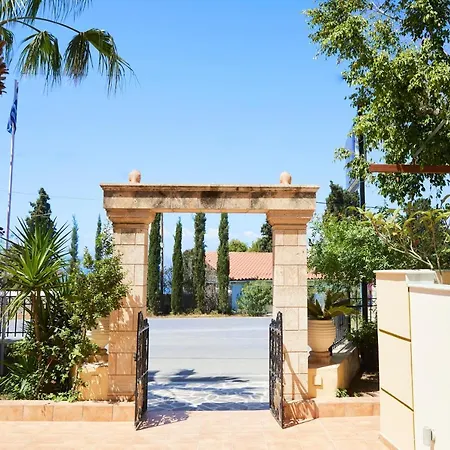Klonos Anna Otel 2*