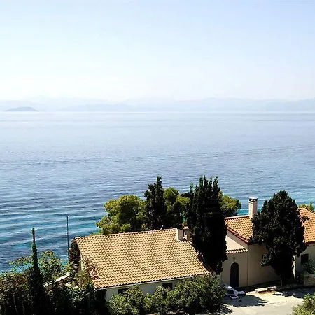 Klonos Anna Otel 2*