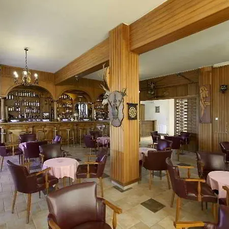 Klonos Anna Otel